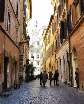 Home Sweet Navona!, Rome